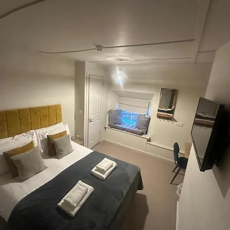 ゲストハウス Exelby Dragon 5*