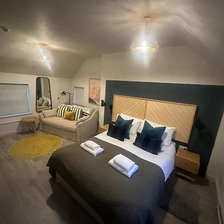 Guest house Exelby Dragon 5*