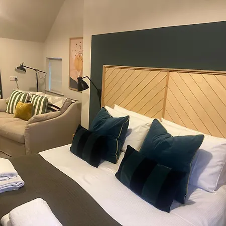 Exelby Dragon Leeming Bar