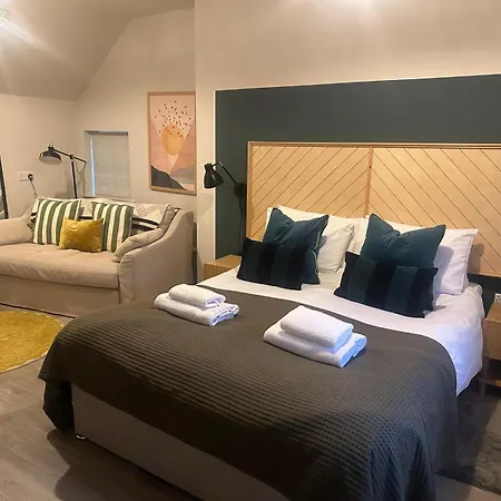 Guest house Exelby Dragon Leeming Bar